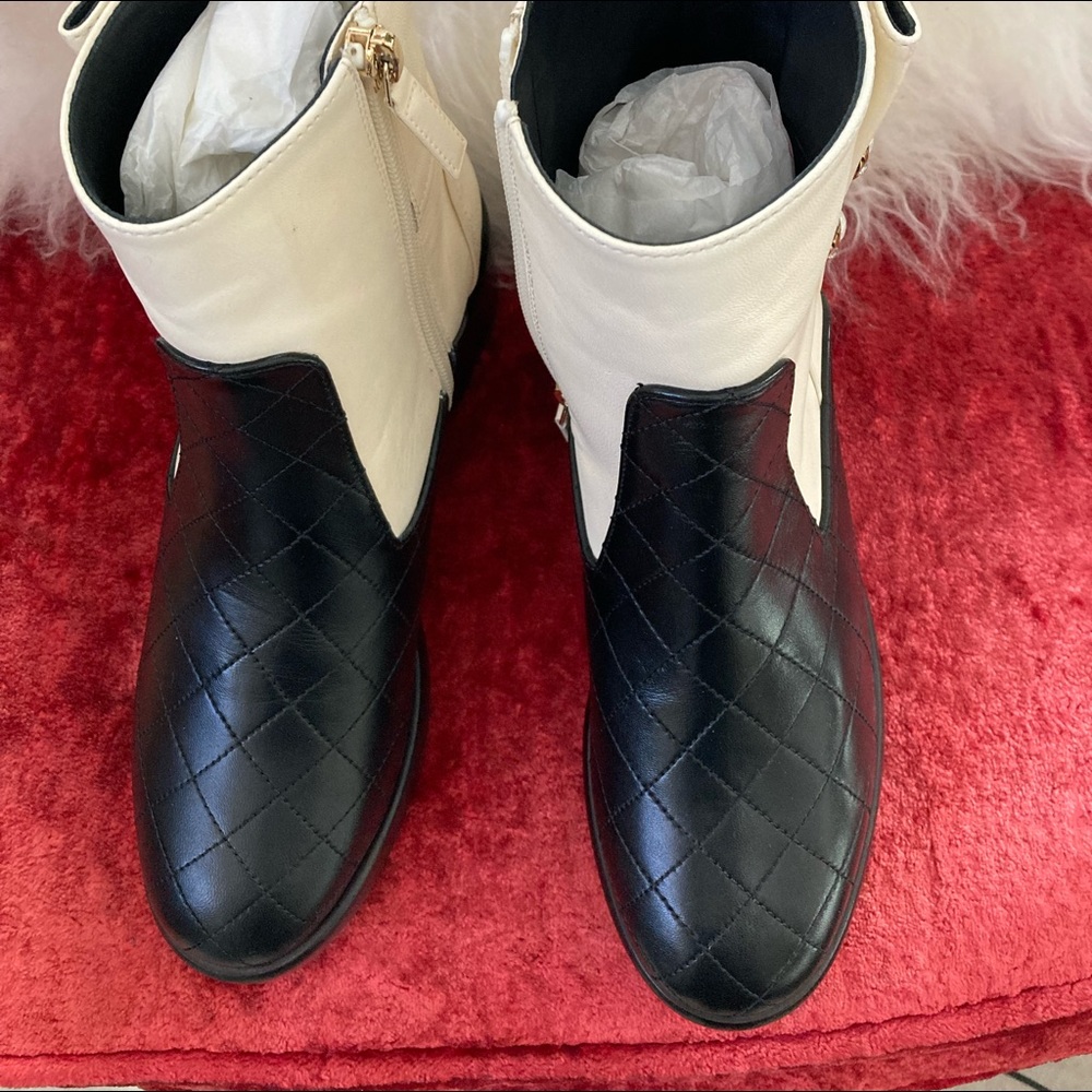Beautiful CHANEL,leather Black &White walking boots. NWOT